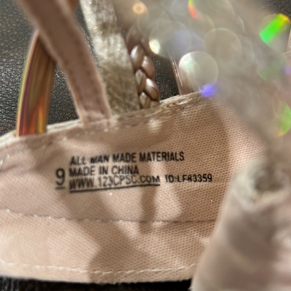 NWOT;excellent new condition. - Picture 7 of 9